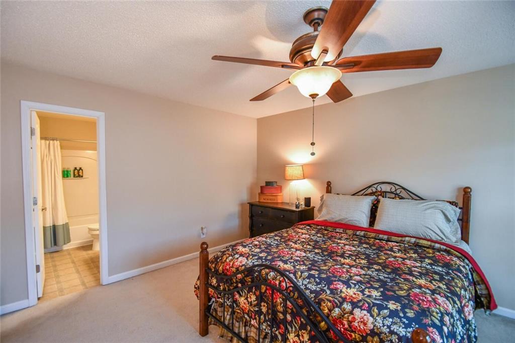 904 Magnolia Leaf Drive