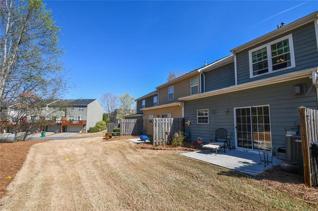 904 Magnolia Leaf Drive