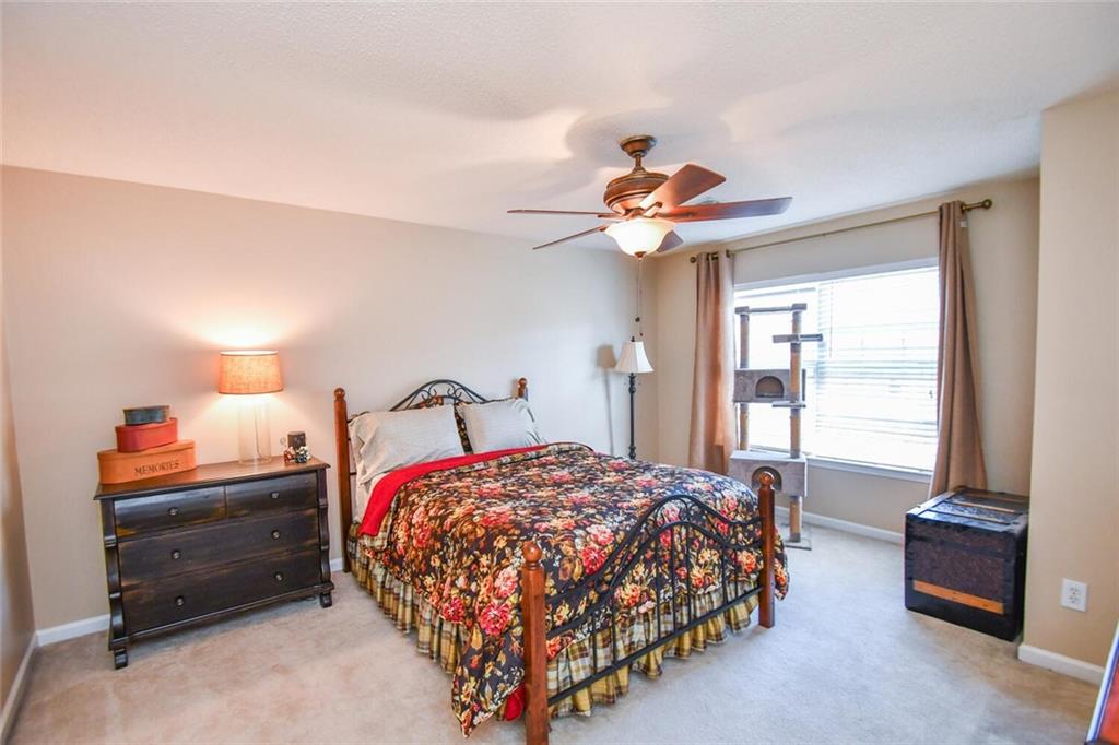 904 Magnolia Leaf Drive