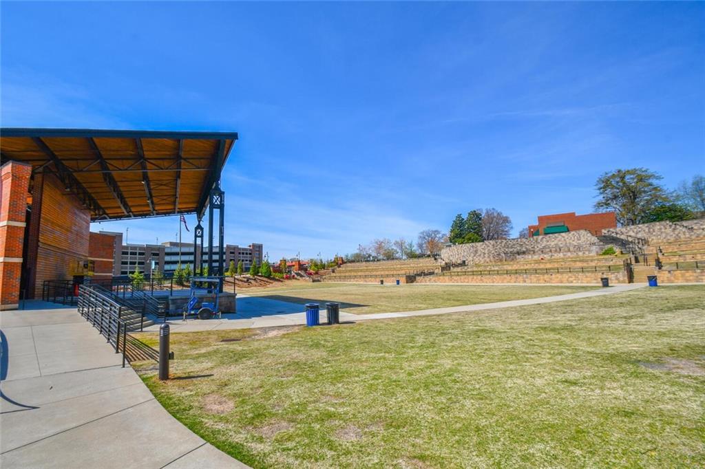 904 Magnolia Leaf Drive