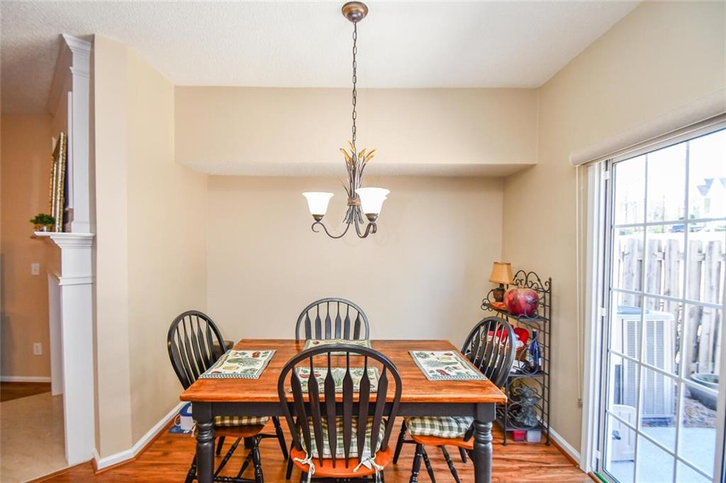 904 Magnolia Leaf Drive