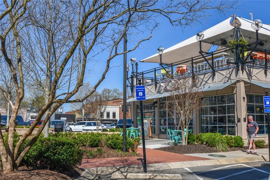 904 Magnolia Leaf Drive