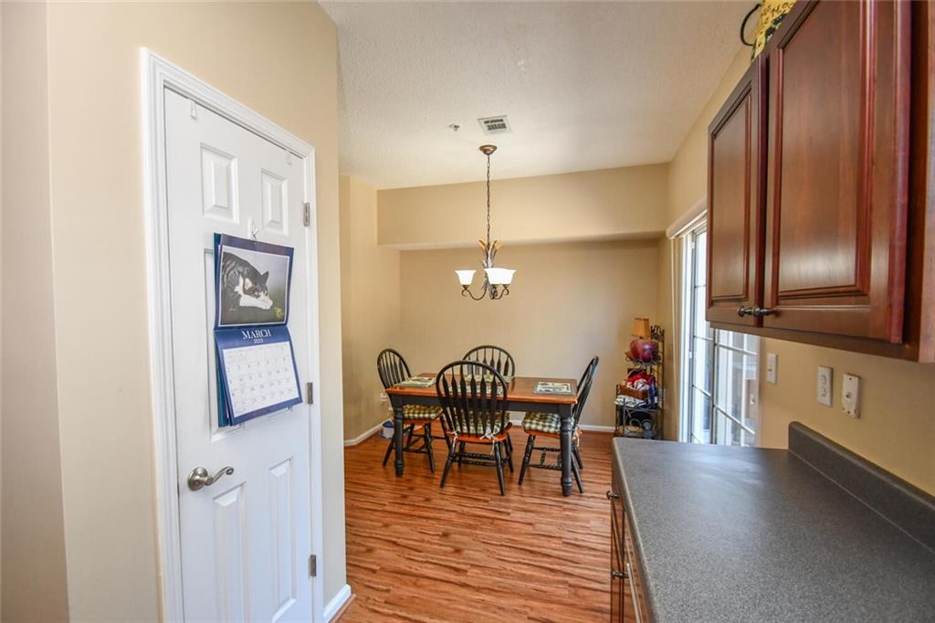 904 Magnolia Leaf Drive