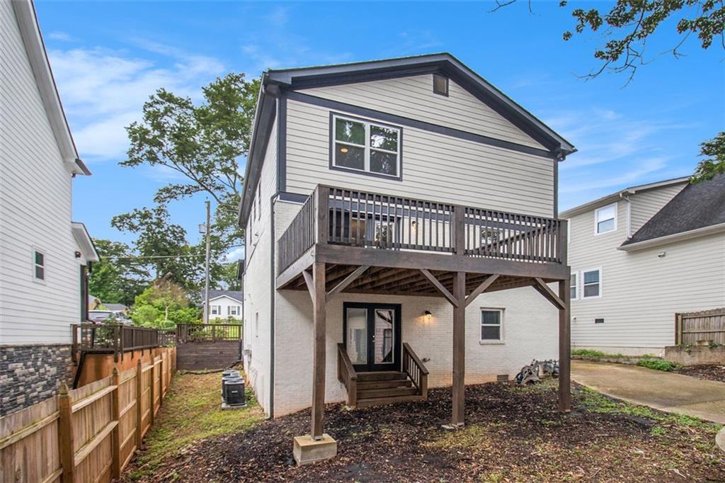 1972 CAMBRIDGE Avenue