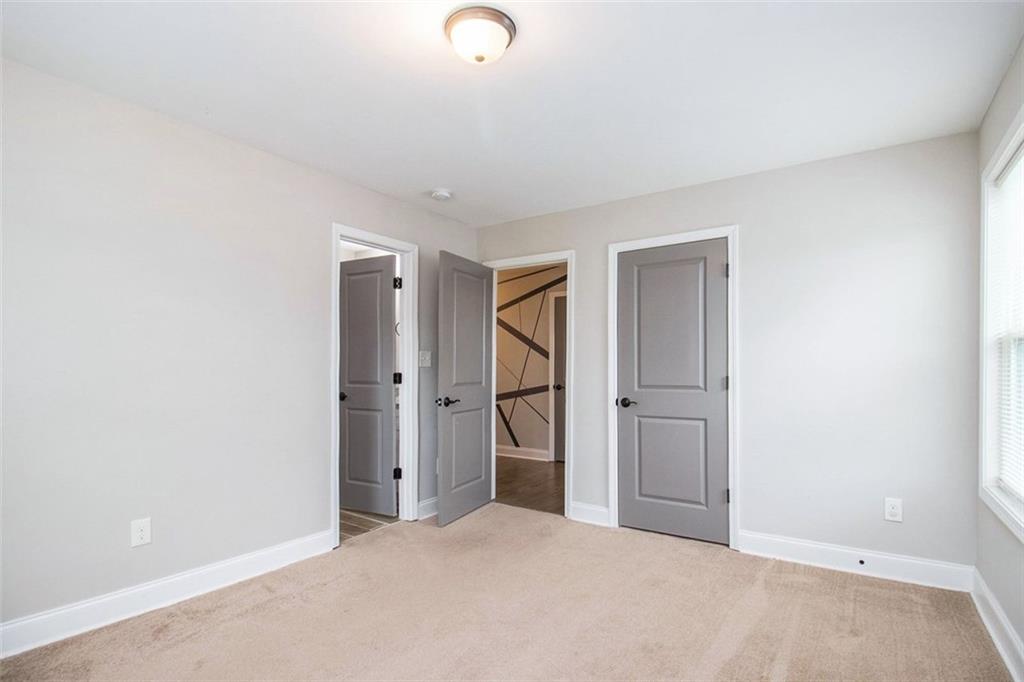 1972 CAMBRIDGE Avenue