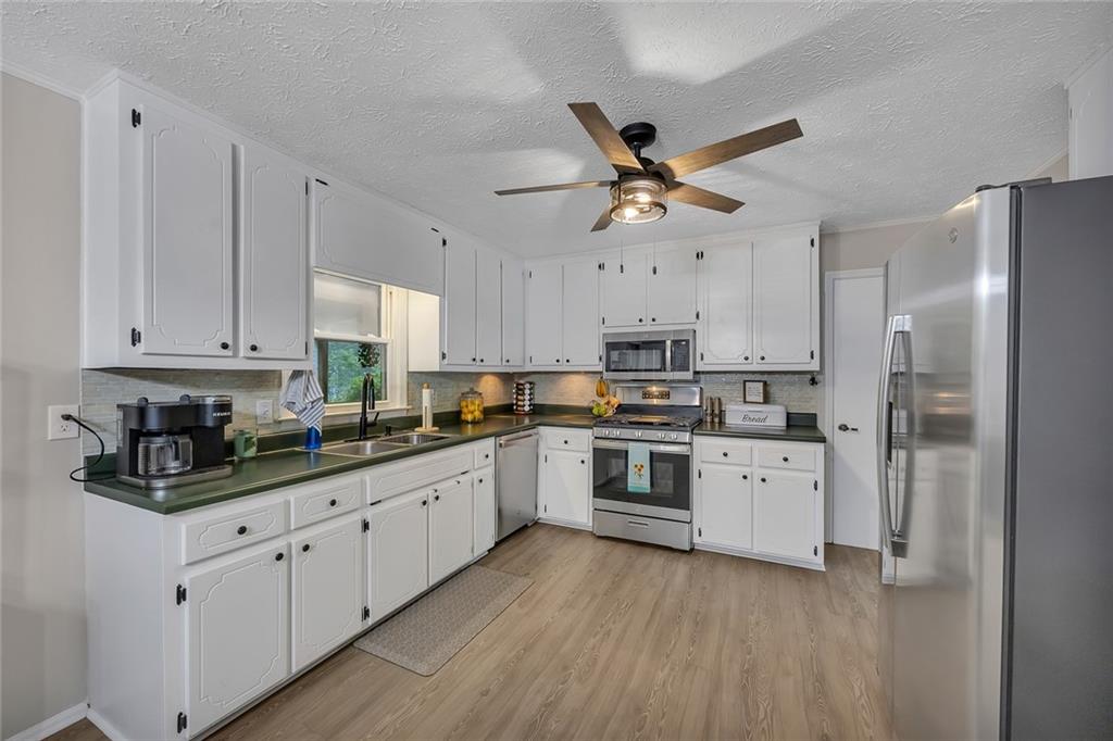 2994 Cathy Ann Court NW