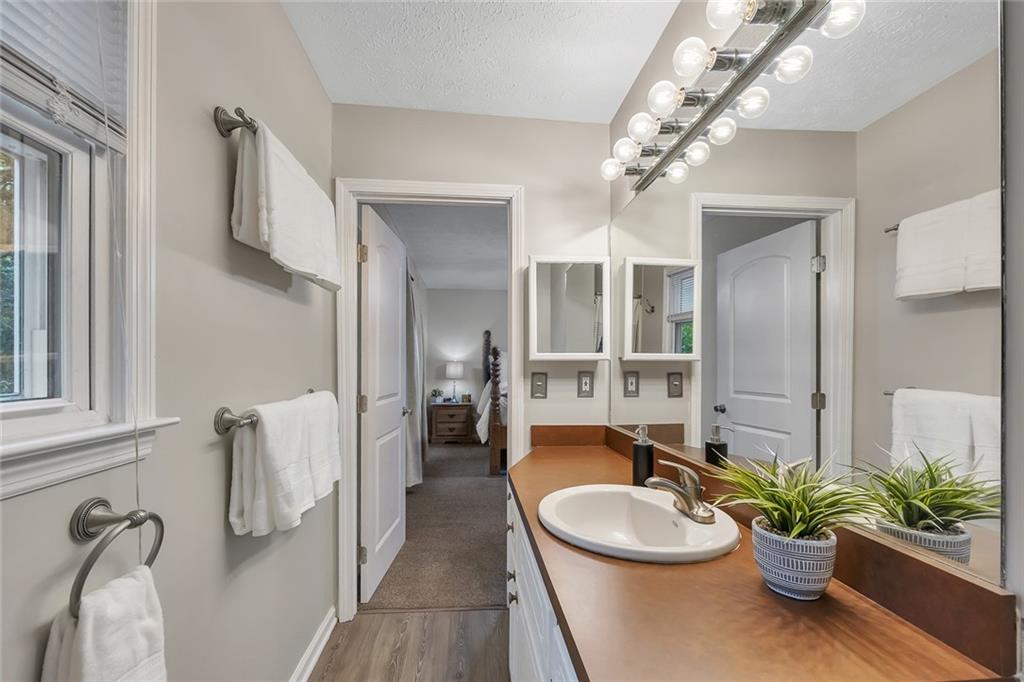 2994 Cathy Ann Court NW