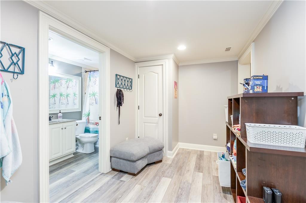 4090 Cooks Farm Drive NW