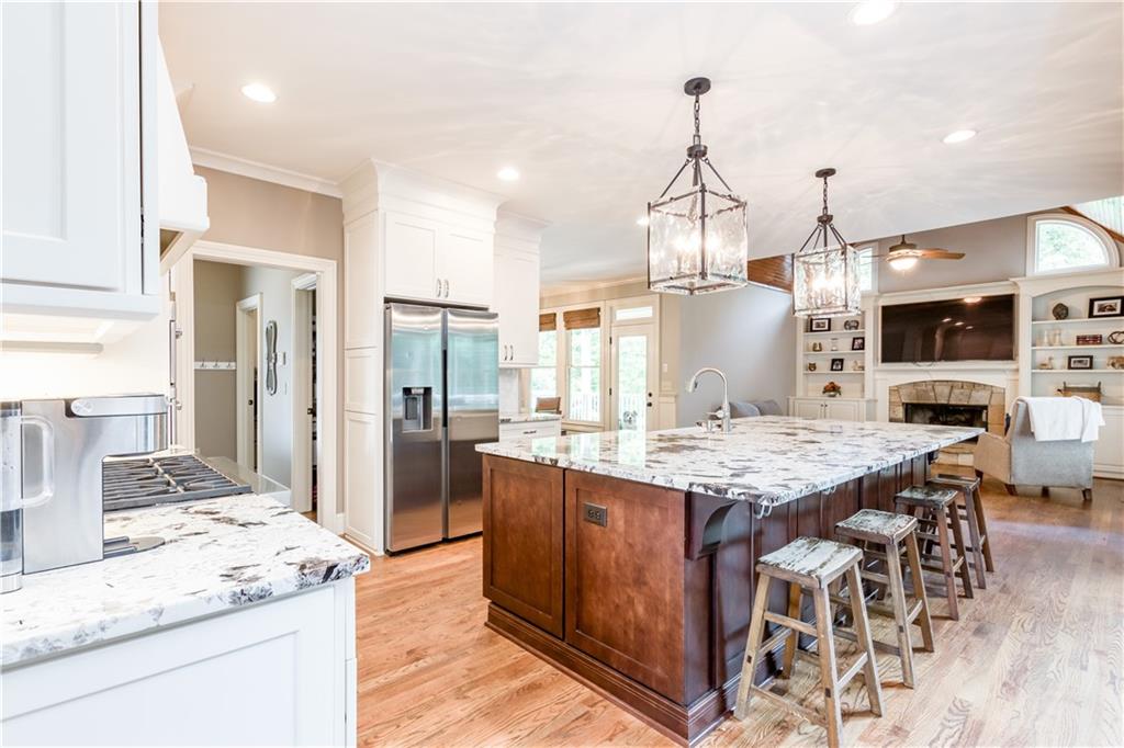 4090 Cooks Farm Drive NW