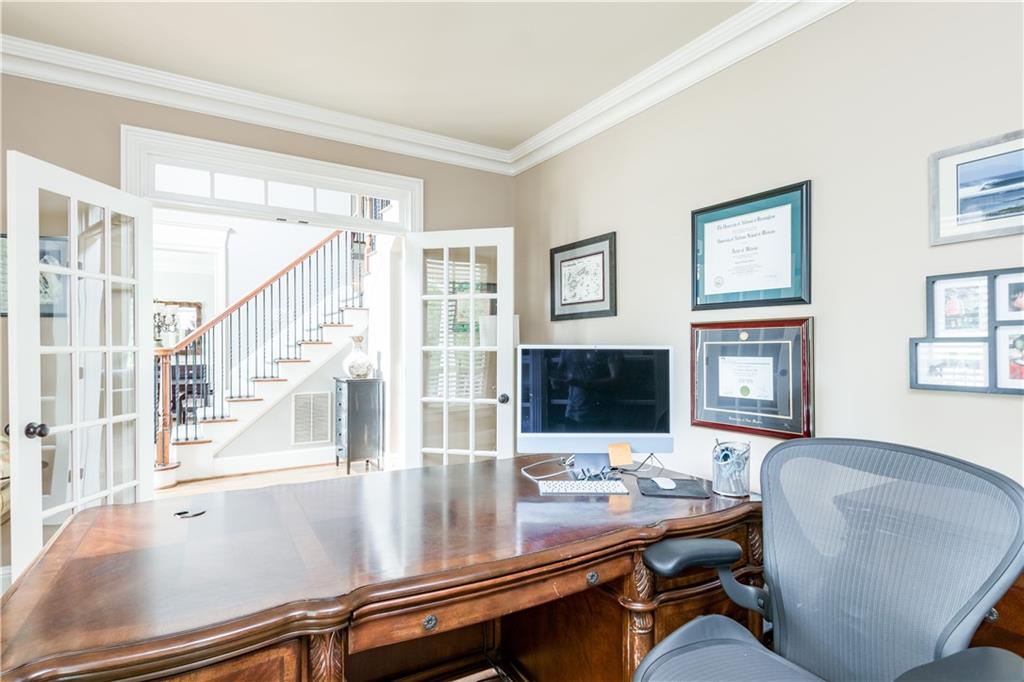 4090 Cooks Farm Drive NW