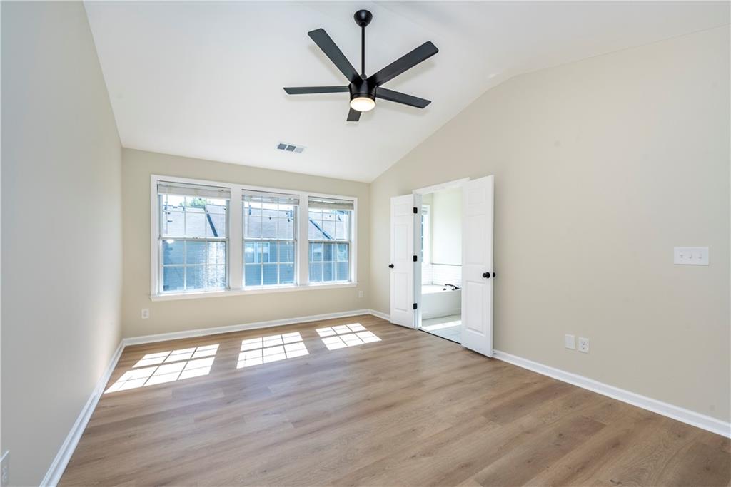 2915 Commonwealth Circle