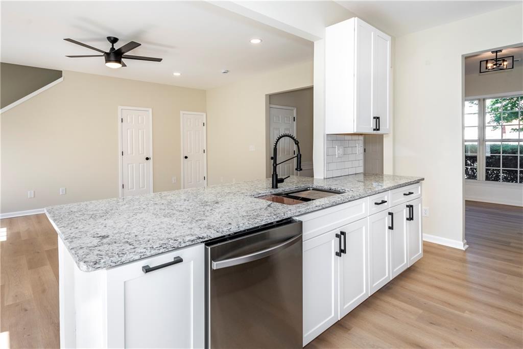 2915 Commonwealth Circle