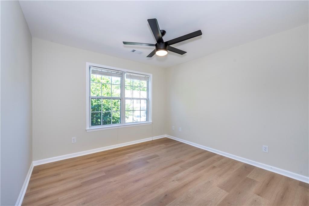 2915 Commonwealth Circle