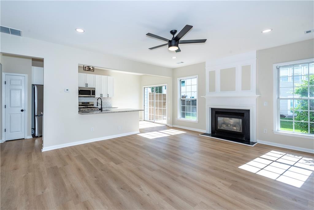 2915 Commonwealth Circle