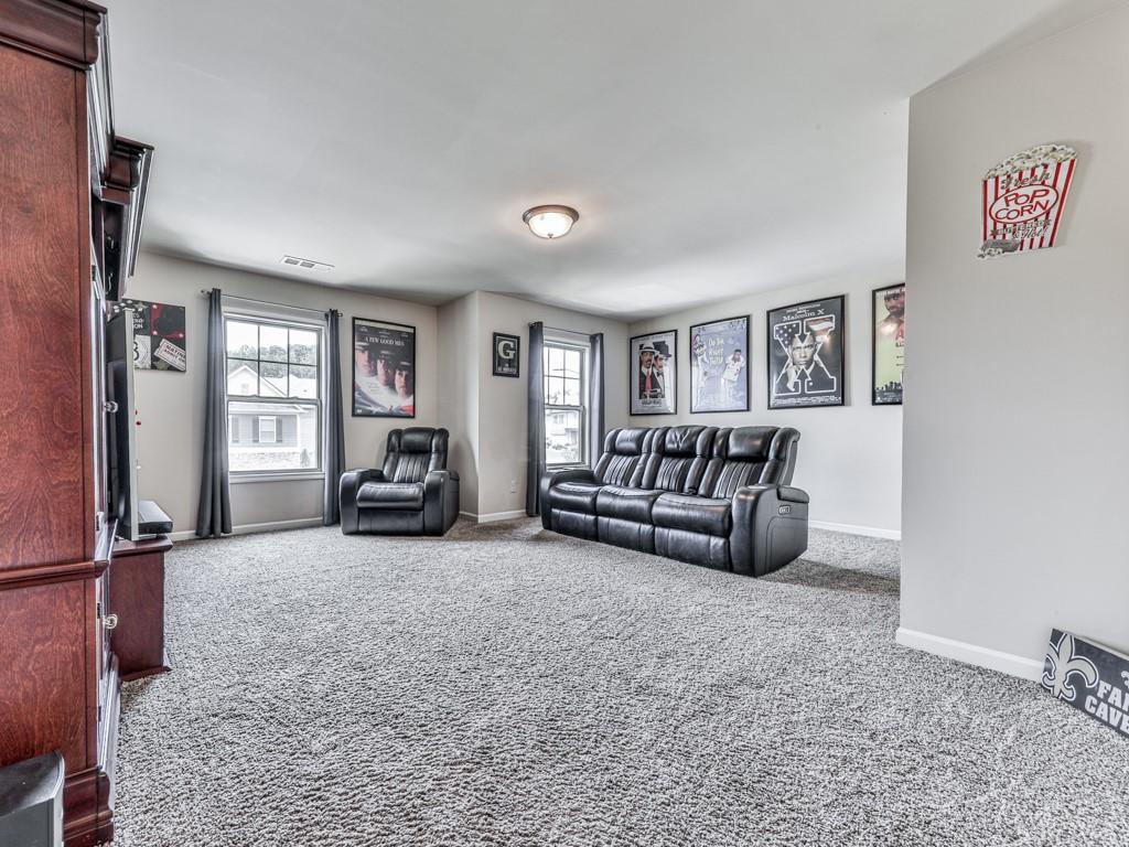 423 Livingston Point