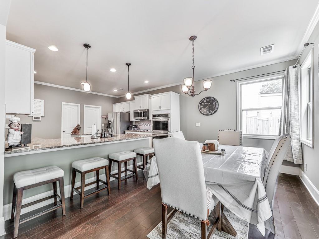 423 Livingston Point