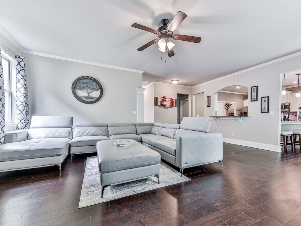 423 Livingston Point