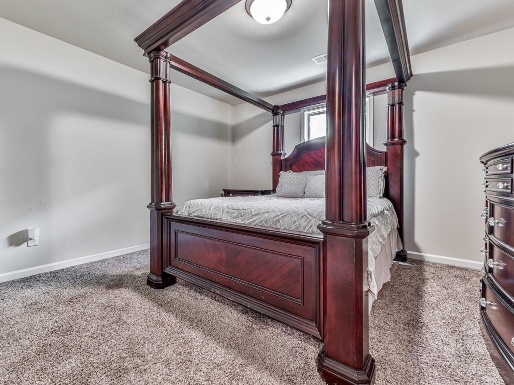 423 Livingston Point