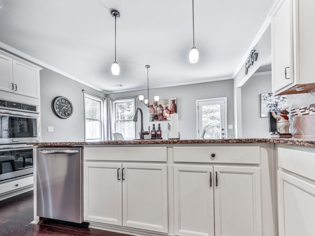 423 Livingston Point