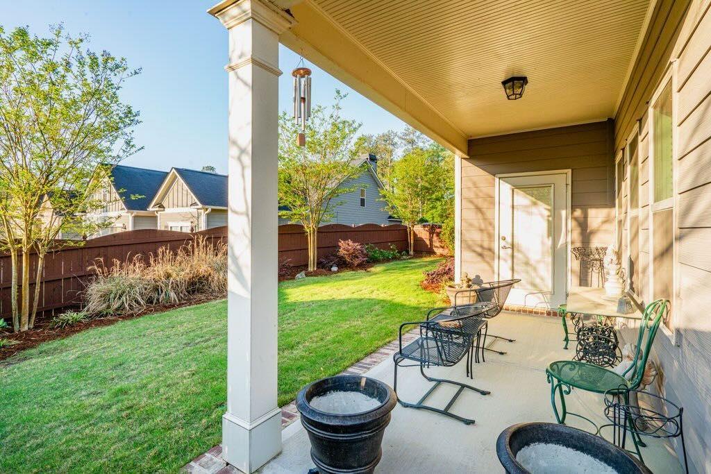 809 Palmetto Moon Road SW