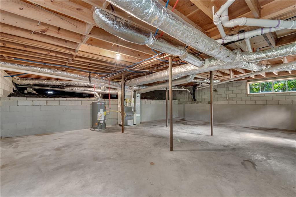 4309 King Valley Drive SE