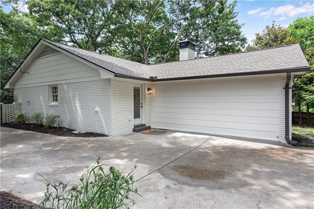 4309 King Valley Drive SE