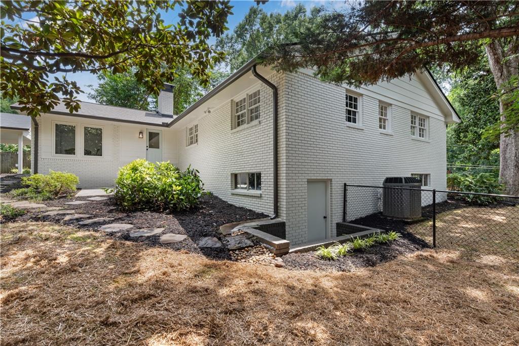 4309 King Valley Drive SE