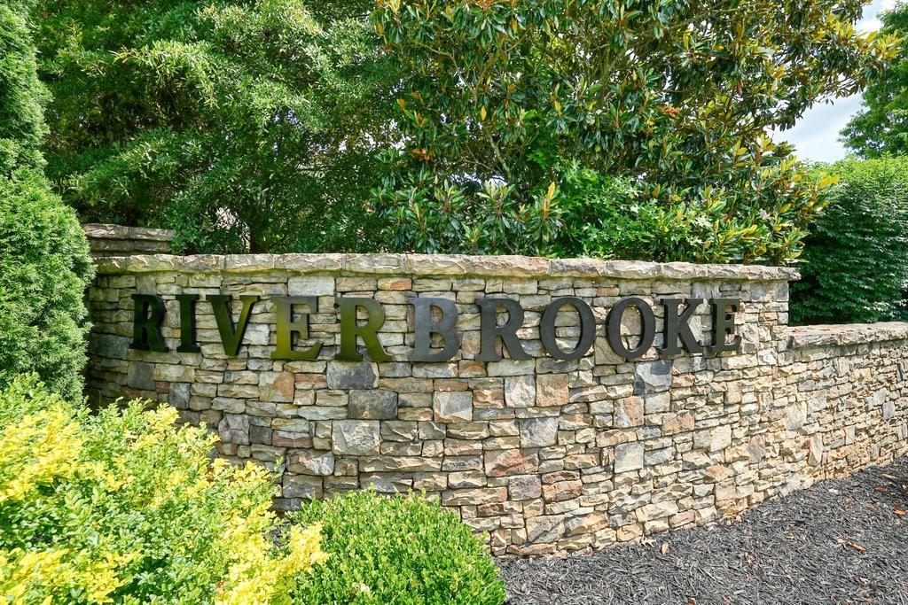 1630 Eaglerock Drive