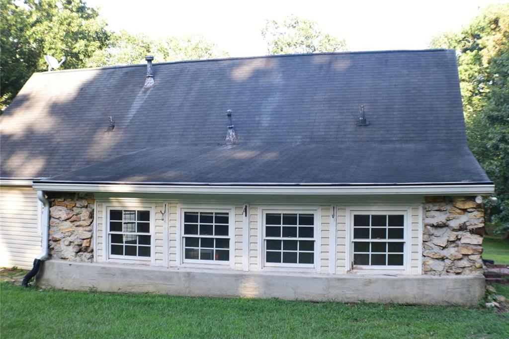 1526 Lost Mountain Road