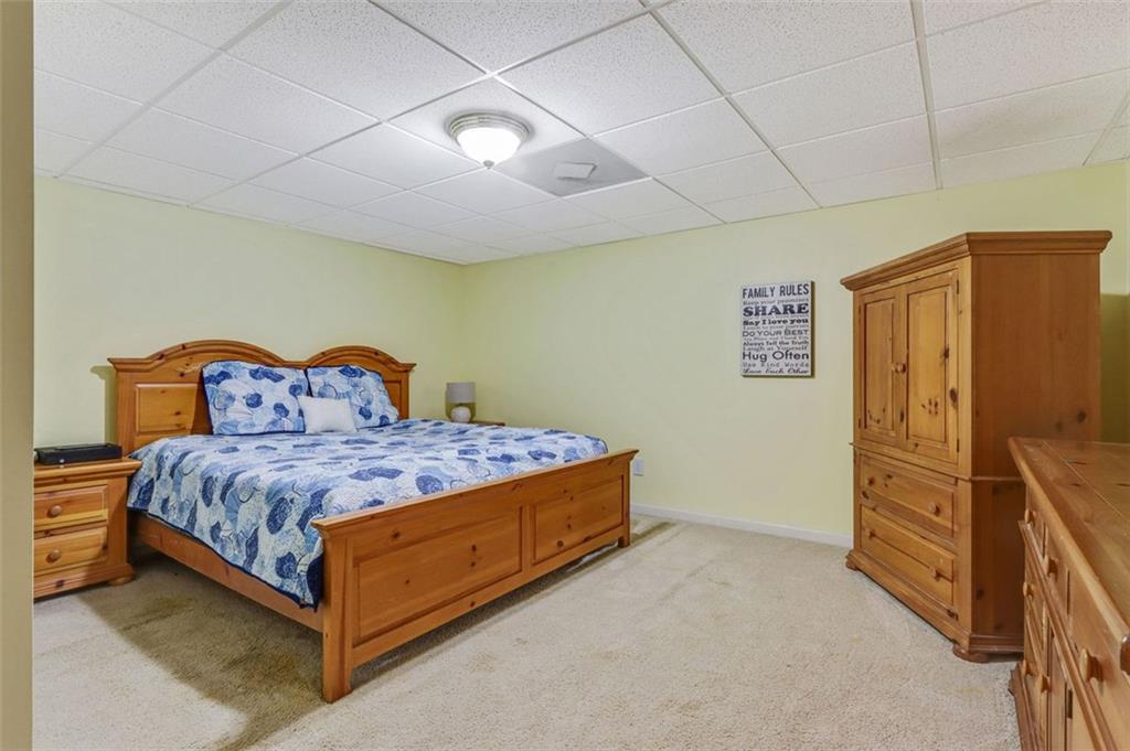 1054 AVERY CREEK Drive