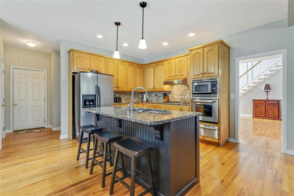 1054 AVERY CREEK Drive