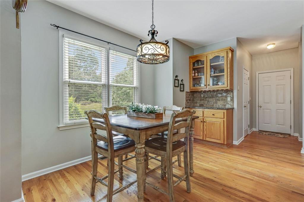 1054 AVERY CREEK Drive