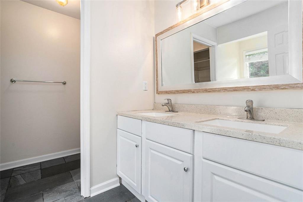 1740 N HADAWAY Road NW