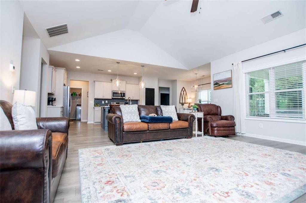 421 Tucker Trail