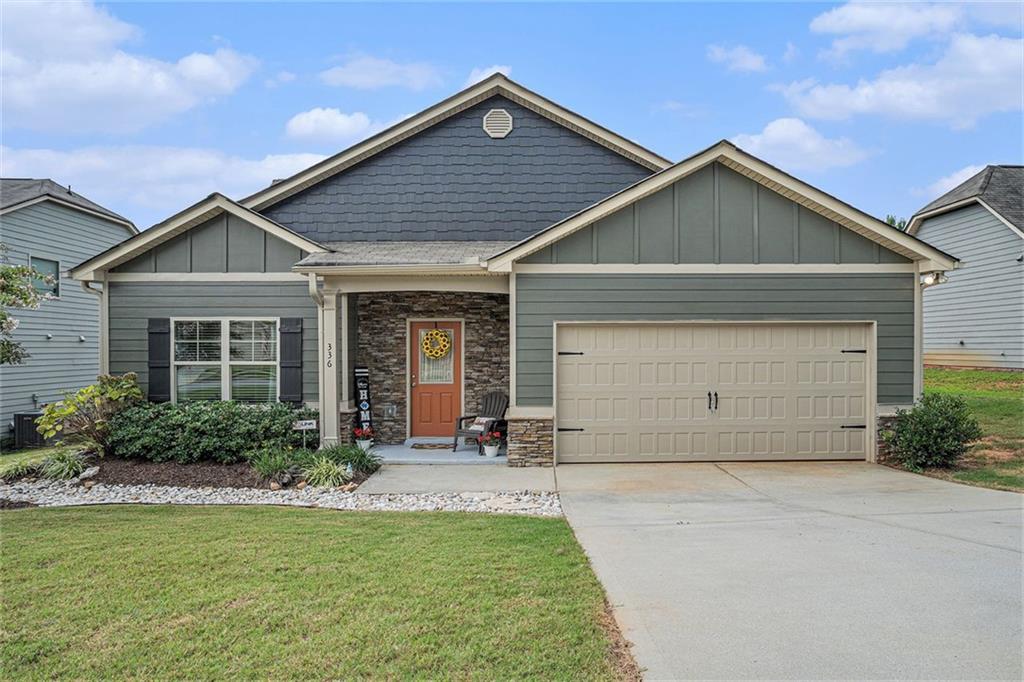 336 SPRUCE CREEK Lane