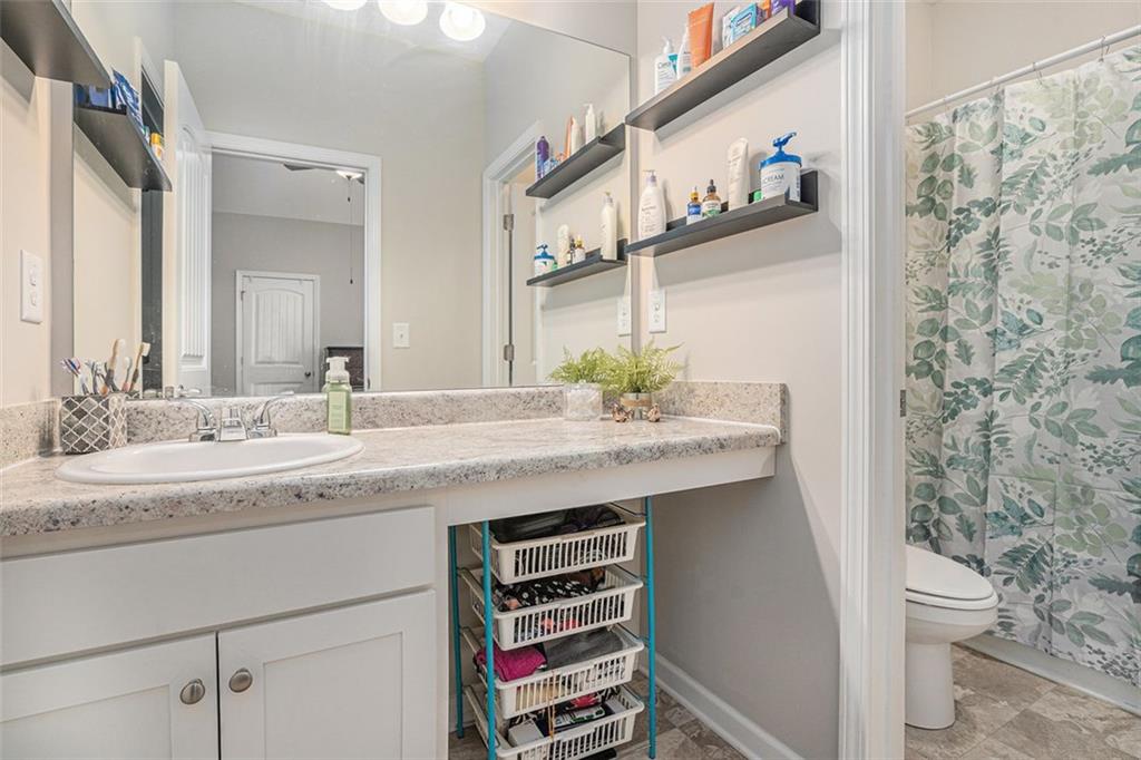 336 SPRUCE CREEK Lane