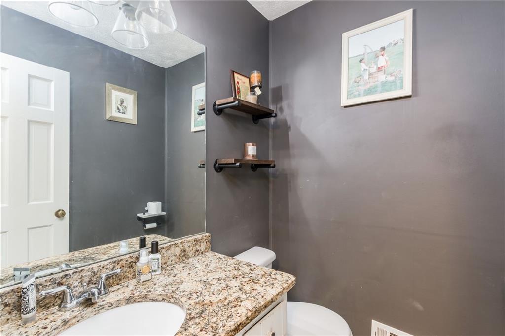 181 BRIGHTON Court SW