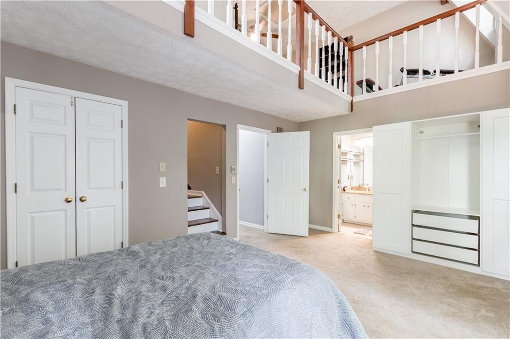 181 BRIGHTON Court SW