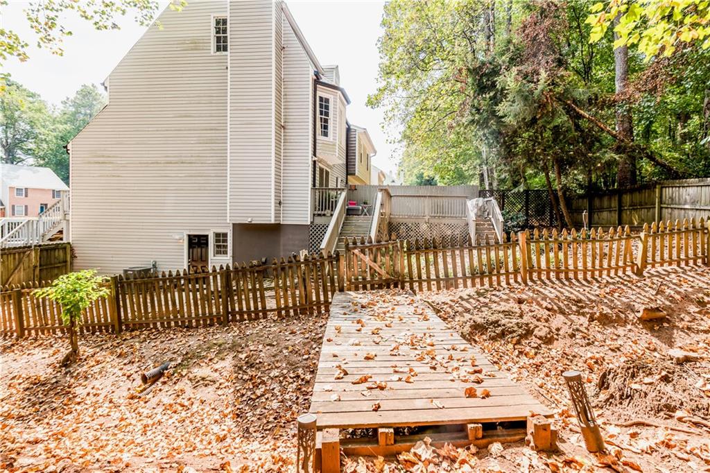 181 BRIGHTON Court SW