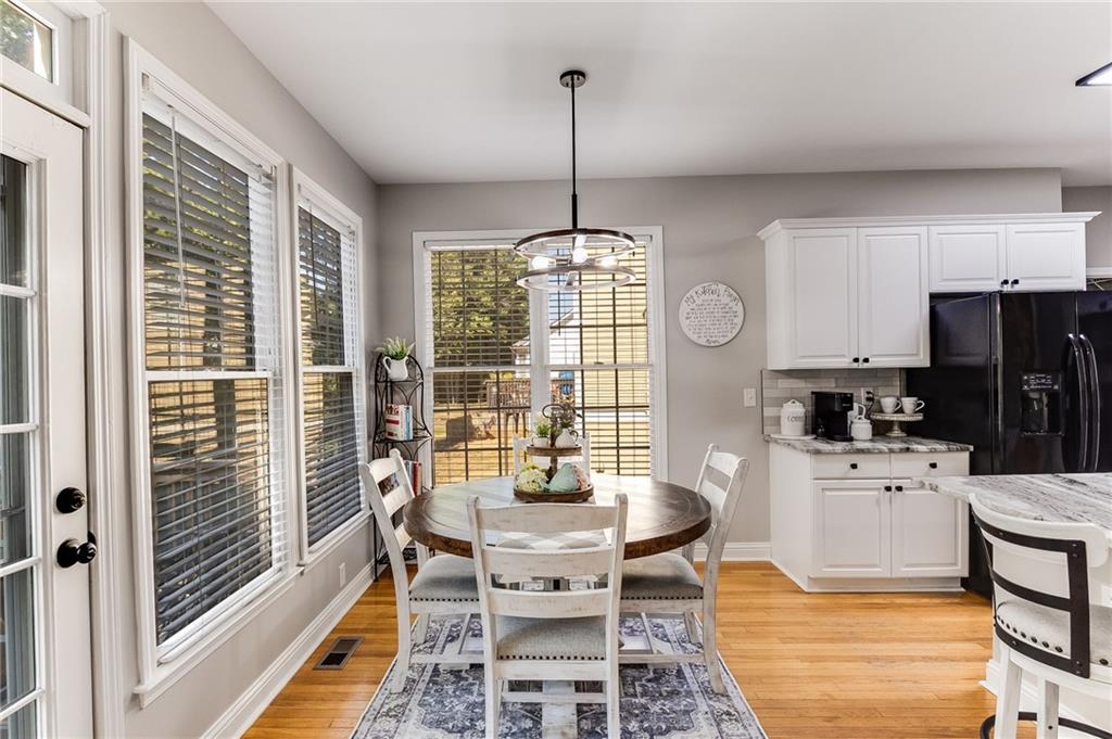 39 Riverwood Glen