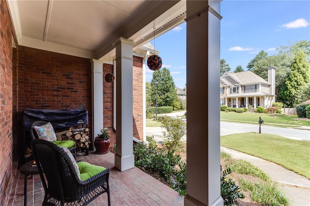 39 Riverwood Glen