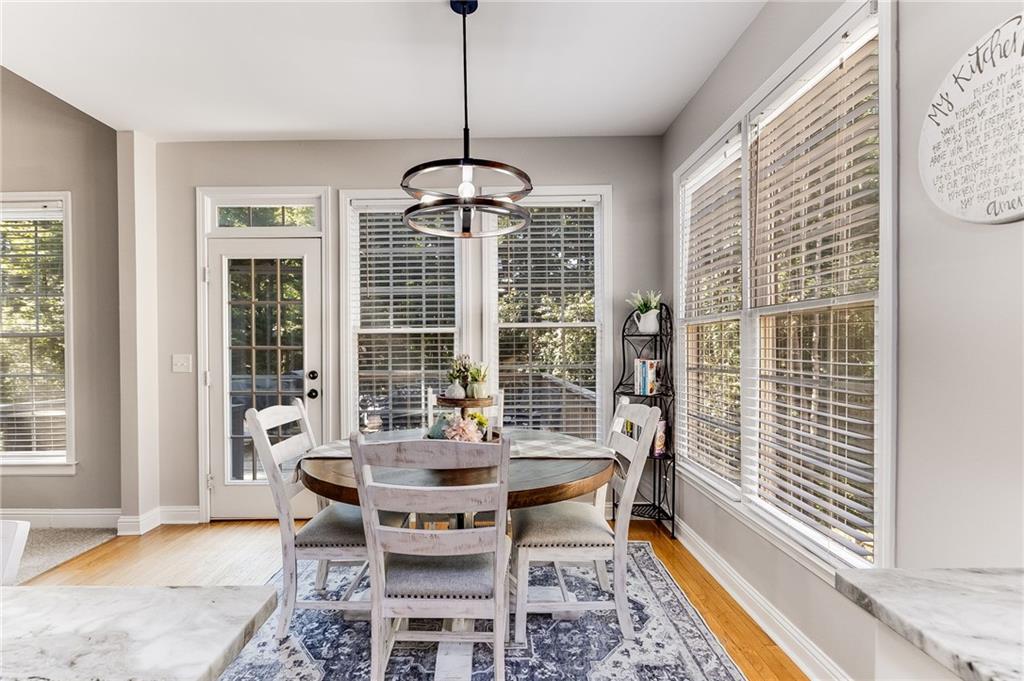 39 Riverwood Glen