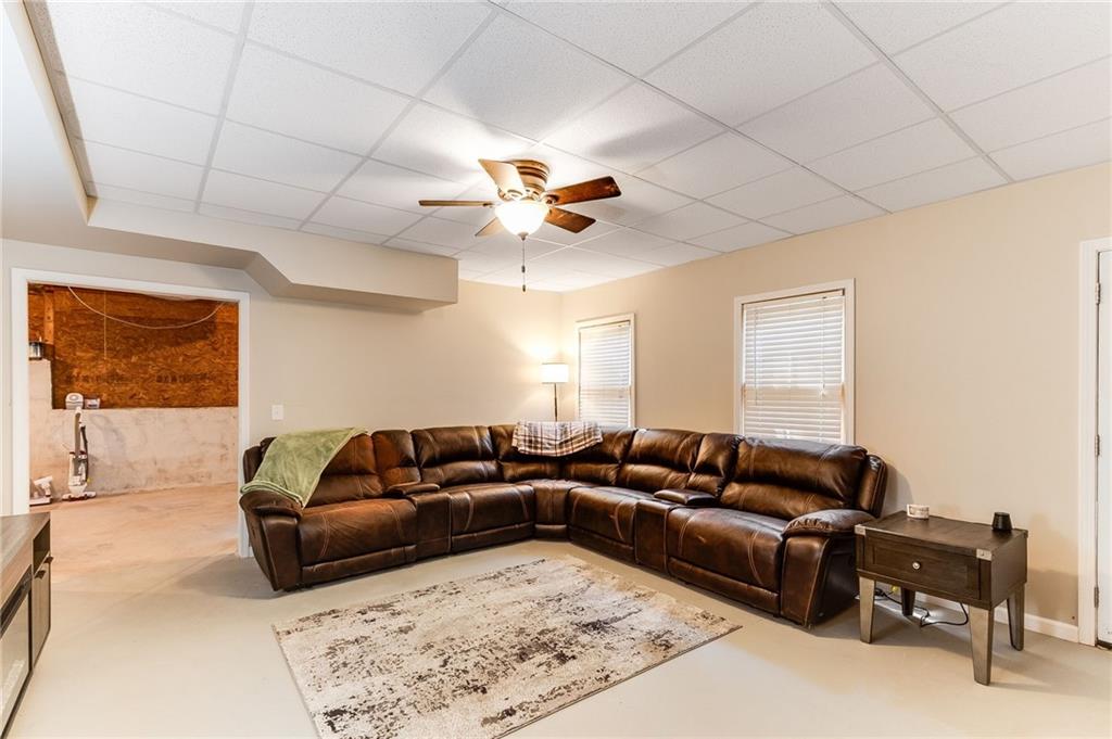 39 Riverwood Glen