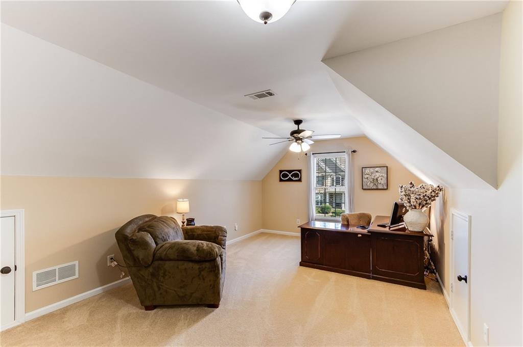 39 Riverwood Glen