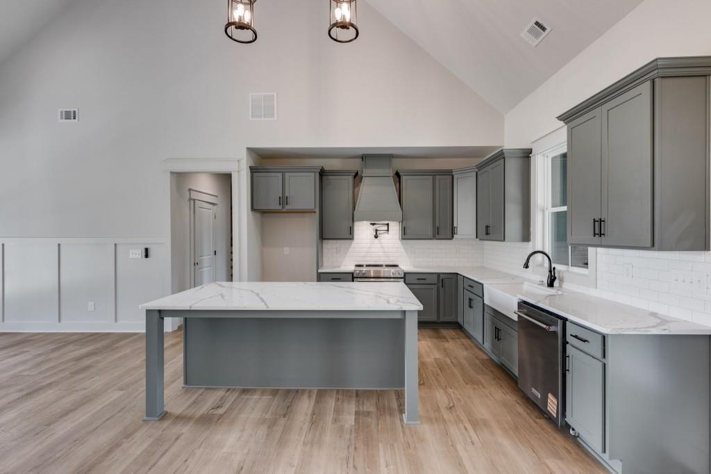 180 Ridgewood Creek Path