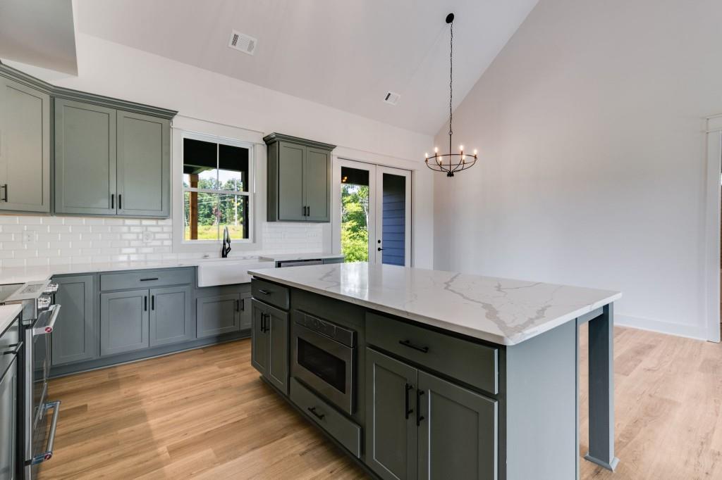 180 Ridgewood Creek Path