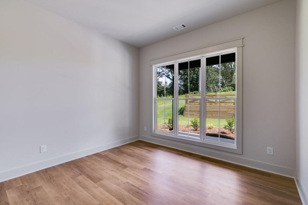 180 Ridgewood Creek Path