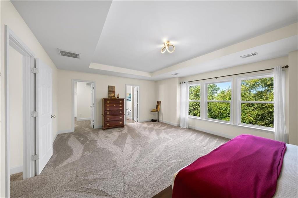 6018 Oakdale Road SE