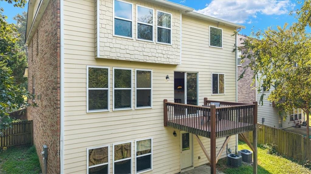 6018 Oakdale Road SE