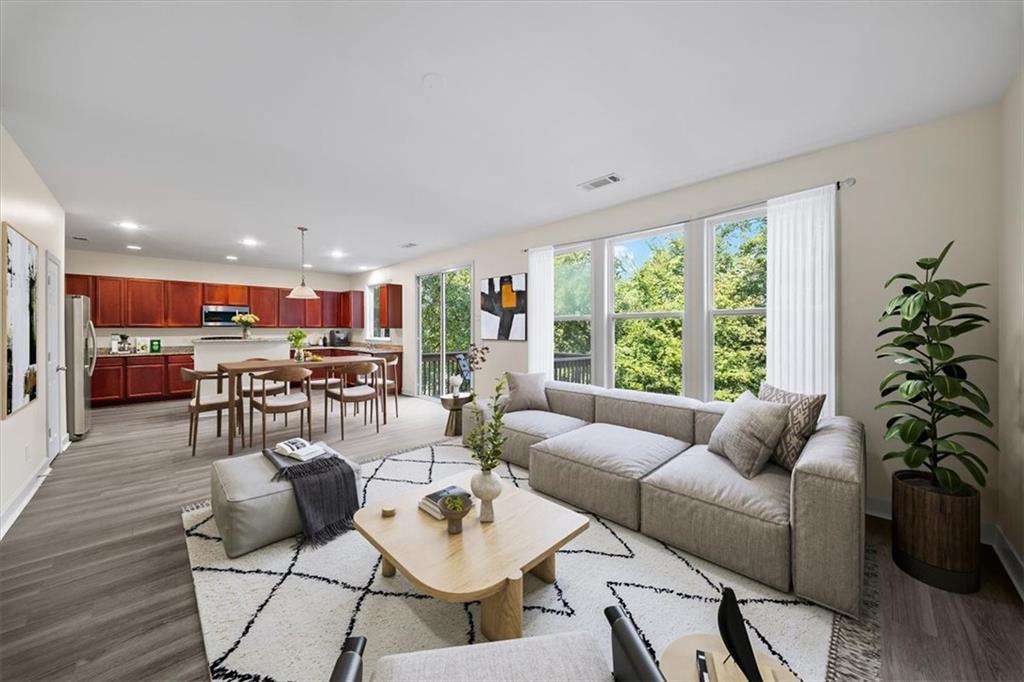 6018 Oakdale Road SE